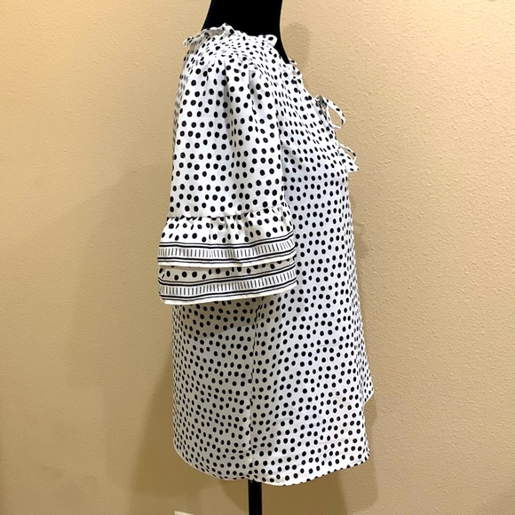 👚 Max Studio Polka-dot Blouse 👚 - Picture 2 of 8